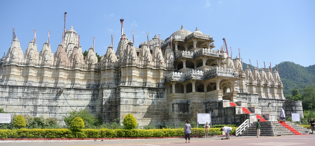 Ranakpur temple picture